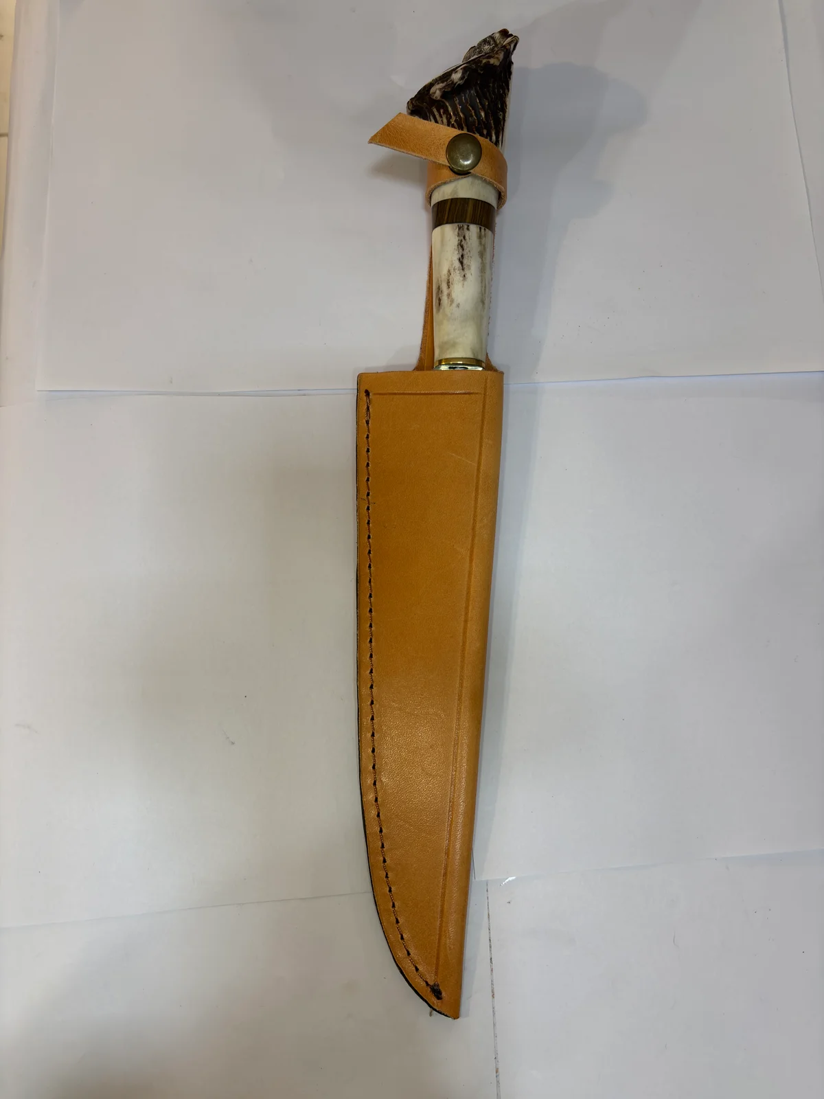 Cuchillo Parrillero De 28 Cm Con Cabo De Asta De Ciervo